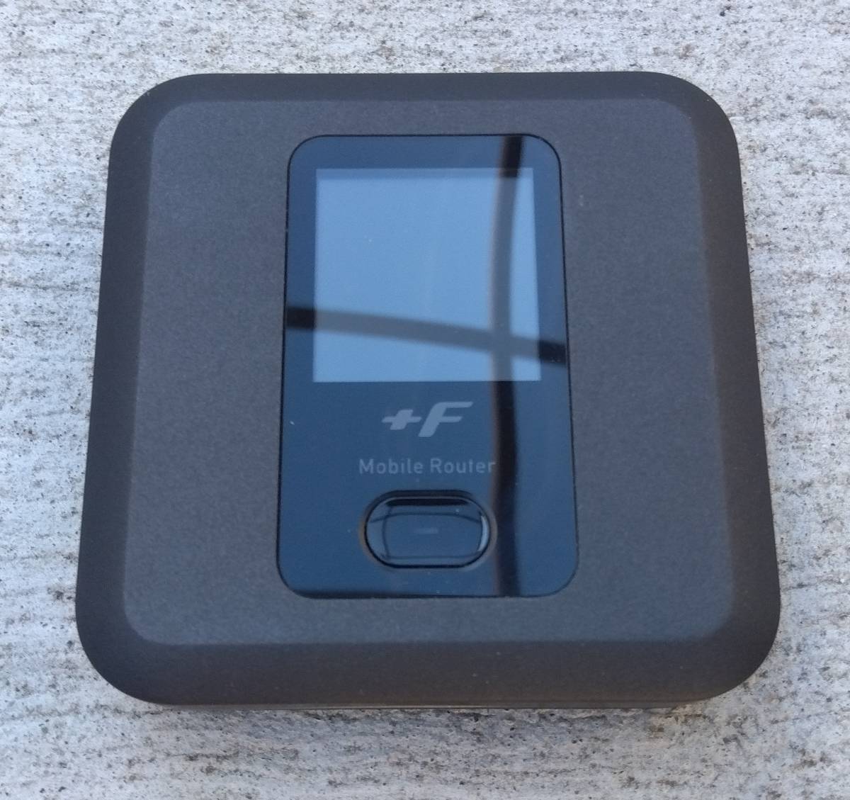 FS040W +F 富士ソフト モバイルルーター SIMフリー モバイル FUJISOFT 