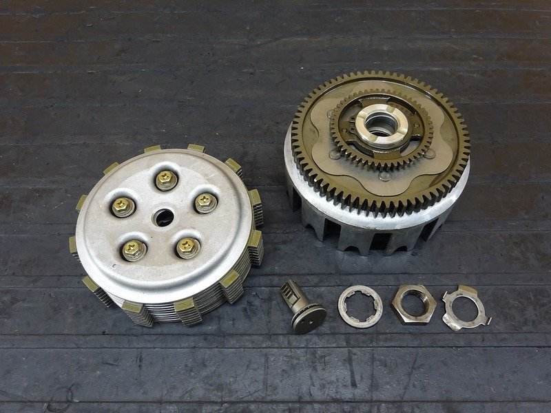 230915】XJR400(4HM-003)□ クラッチ クラッチハウジング ※エンジン
