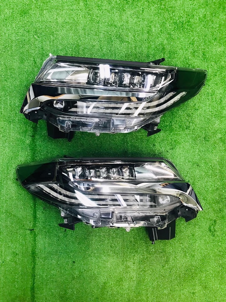 トヨタ アルファード 後期 純正 3眼 シーケンシャル LED ヘッドライト 