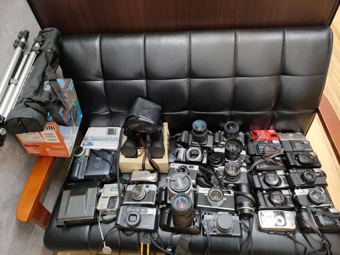 #2139 カメラ/双眼鏡/その他備品　NIKON/CANON/その他　大量おまとめ♪　ジャンク品扱い