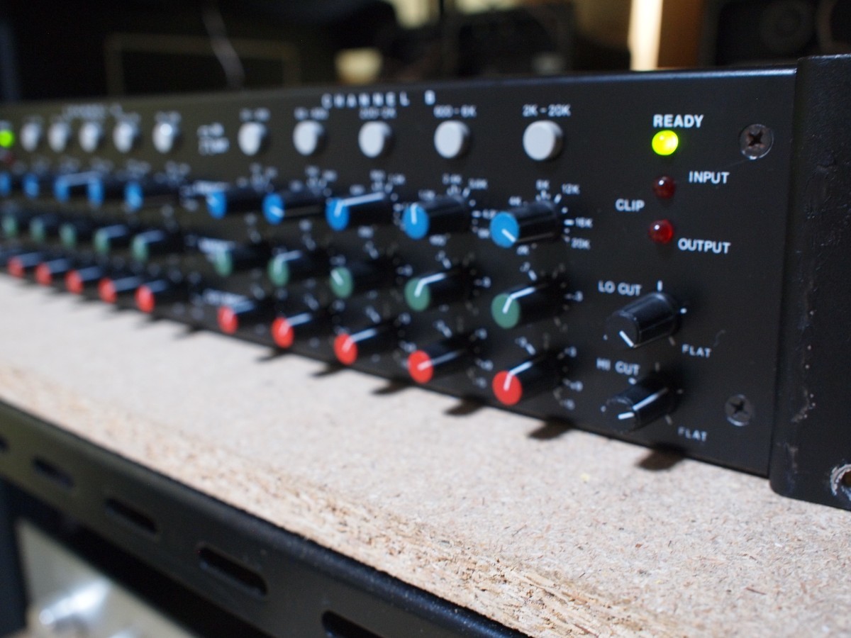 MEYER SOUND CP-10 パラメトリックイコライザー(イコライザー)｜売買 