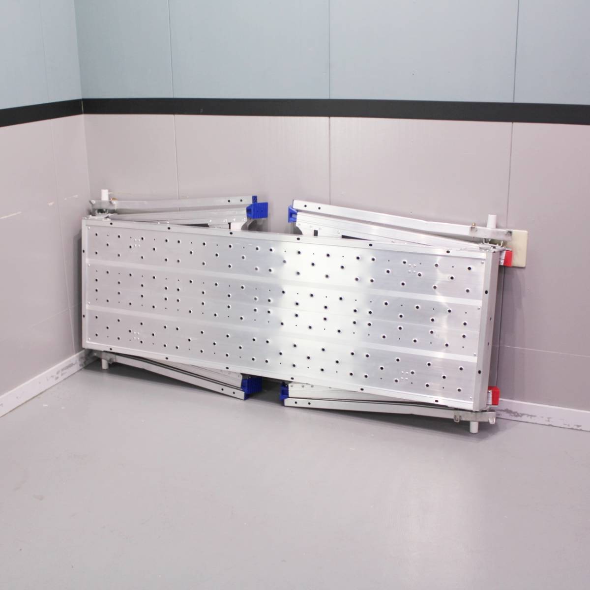 0925N05 アルインコ 可搬式作業台 マキシムベース 高さ72cm～115cm ※店頭引取限定（愛知県岡崎市） P