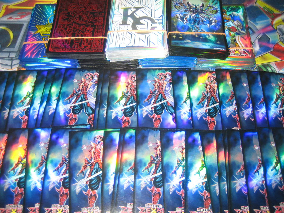 大量スリーブ・1円売り切り！遊戯王・公式スリーブ・カード