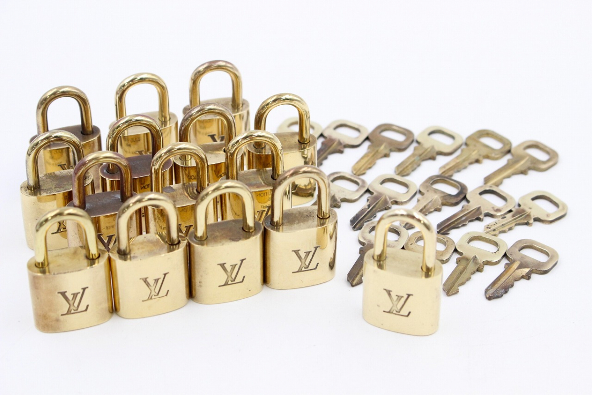 ルイヴィトン ネームタグ&パドロック2点セット 南京錠 663番 LOUIS