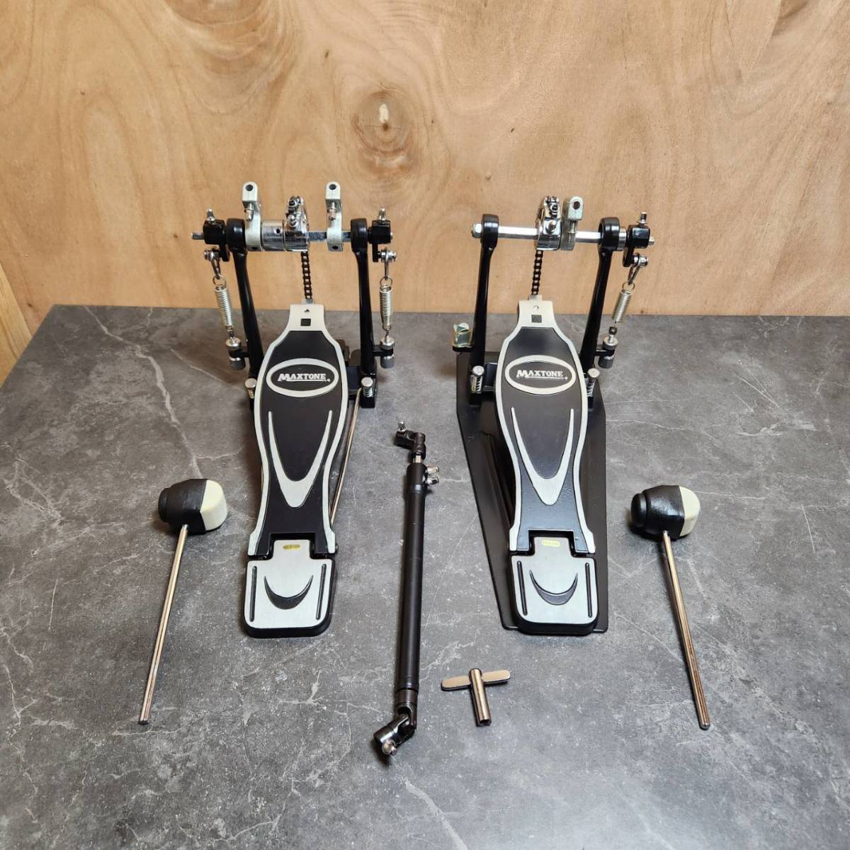 ☆2点セット MAXTONE マックストーン ドラムペダル ドラム 打楽器 備品
