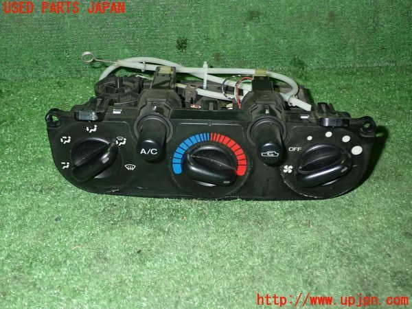 1UPJ-98666066]インプレッサ C型 WRX-STi(GC8)エアコンスイッチ1 中古