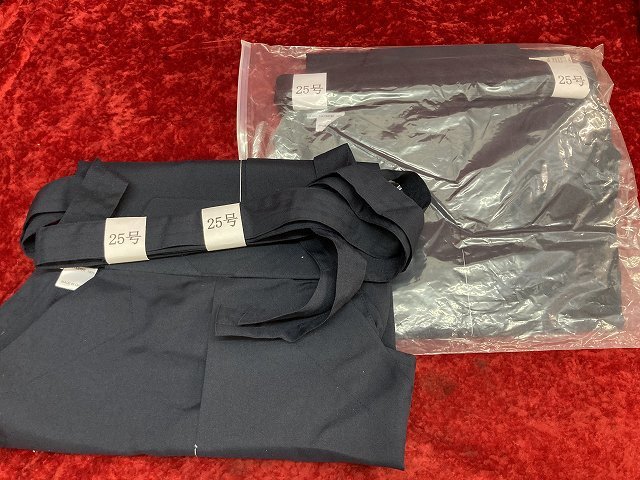 10-03-313 ◎I 剣道具 武道具 剣道はかま シルリード 速乾ポリステル 夏用 剣道袴 25号 まとめ売り 2点セット 　未使用品