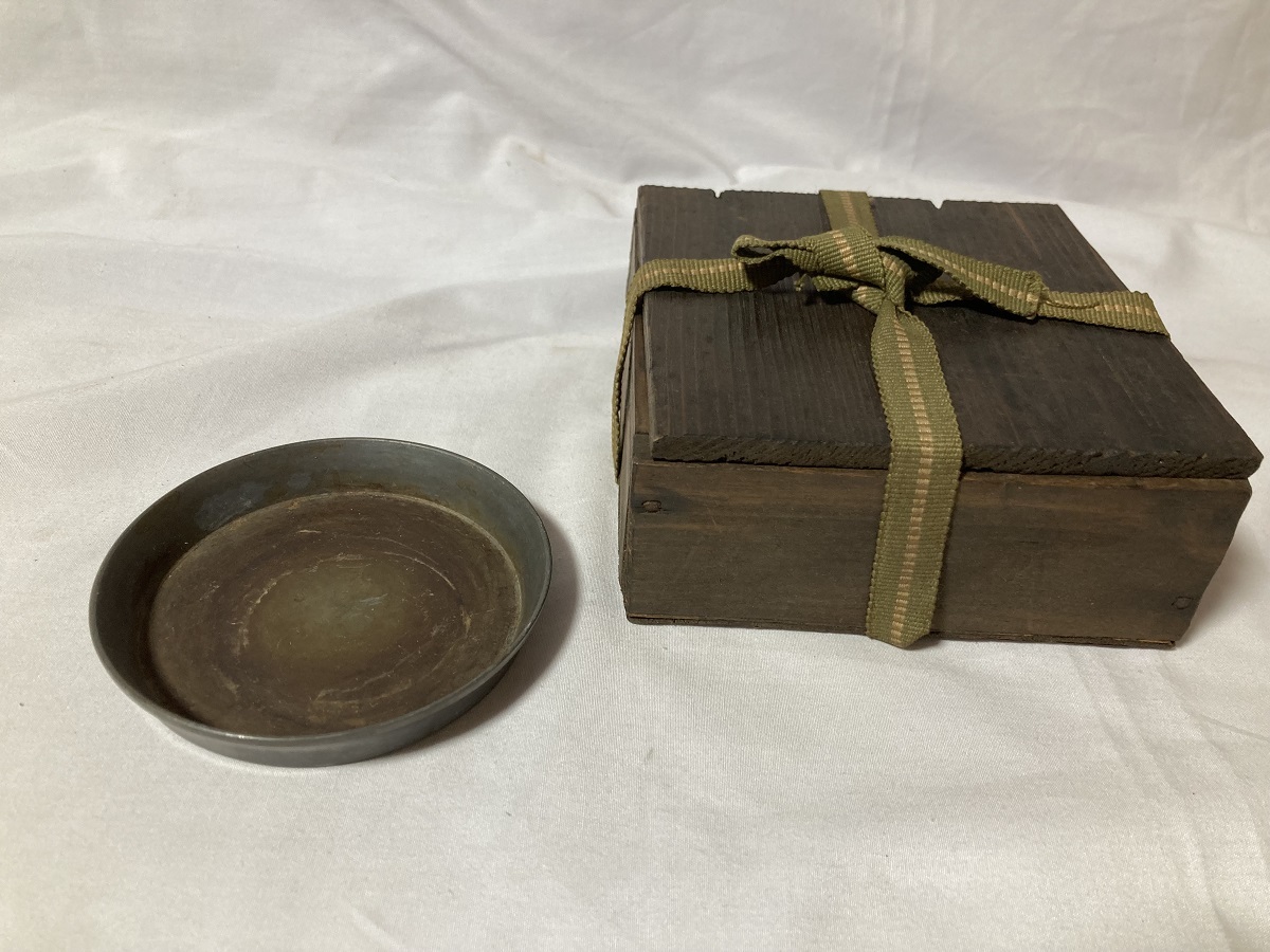 乾茂號造　錫製　茶壺　茶筒　茶入　茶器　煎茶道具　茶道具 Yahoo!オークション 乾茂號造 茶壷 本錫製茶入 流 共箱 煎茶道具 錫