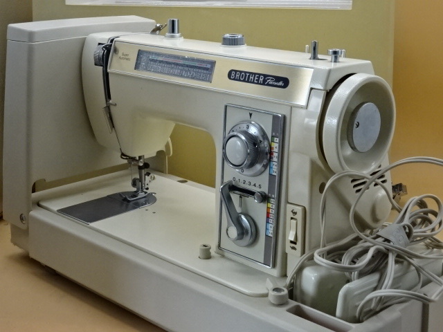 BROTHER ブラザー ミシン ZZ2-B711A ジャンク 管理M-104