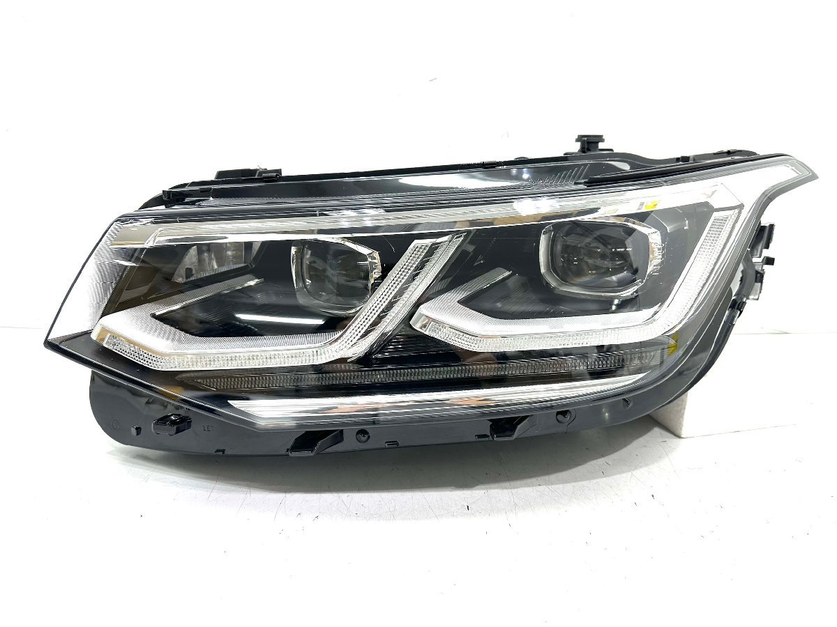 ☆美品☆ フォルクスワーゲン VW ティグアン 5N系 後期 純正 左 LED 