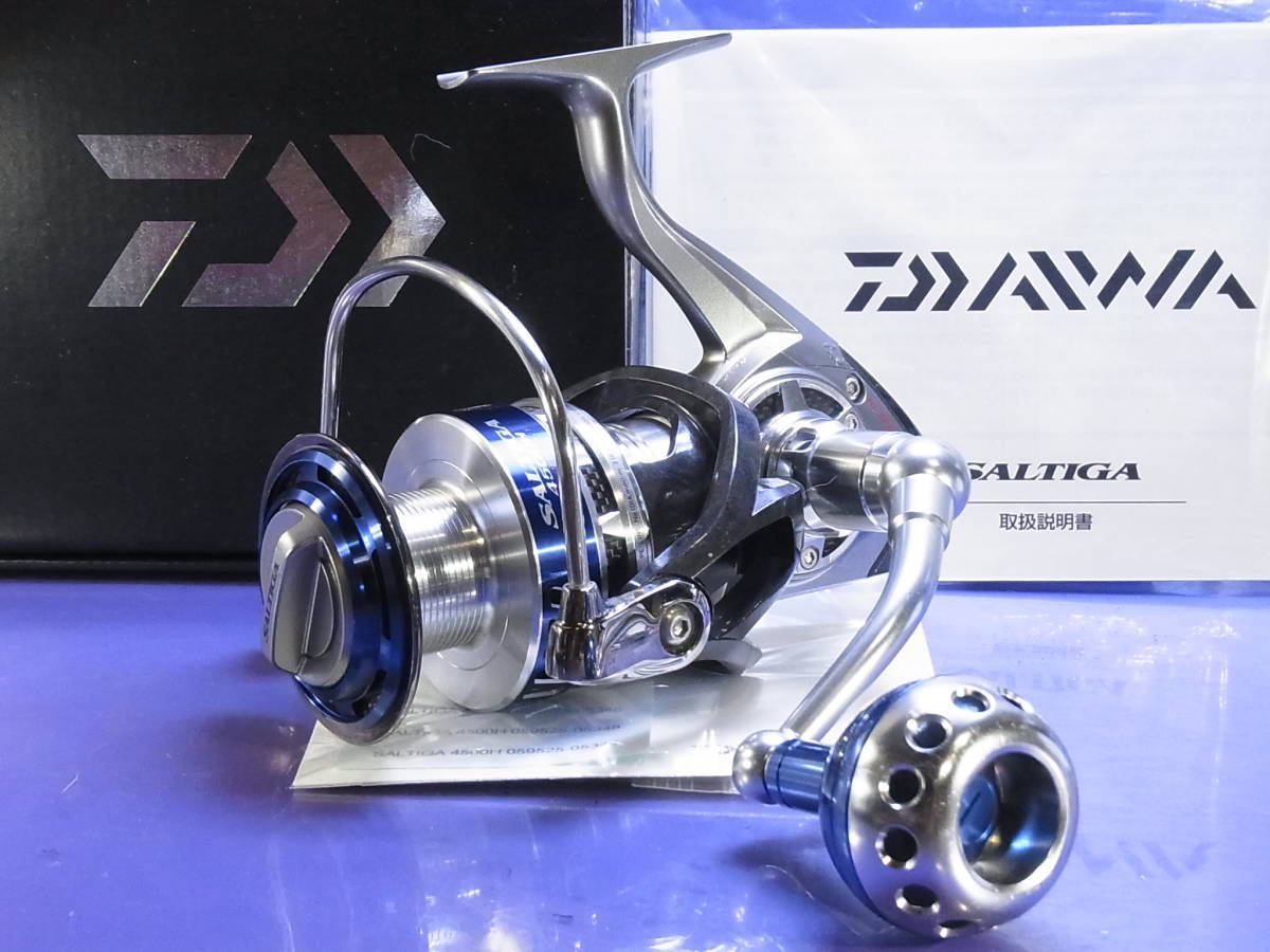 □ 美品↑ □ ダイワ □ 10 ソルティガ 4500H □ 定￥97，680 □ 軽メンテ済♪ □