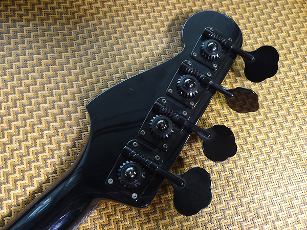 Fender Japan PB62-65AB オールブラックシリーズ 生産終了 Precision