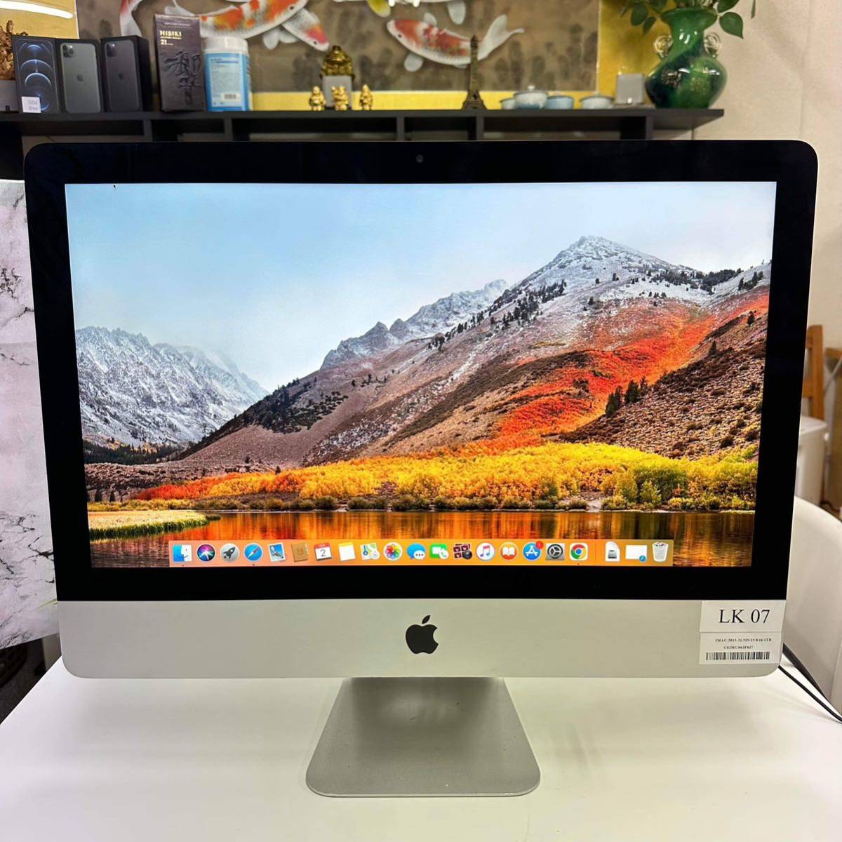 Apple iMac (Late2013 )◇21.5インチ / Core i5 / 8GB / HDD：1TB LK07