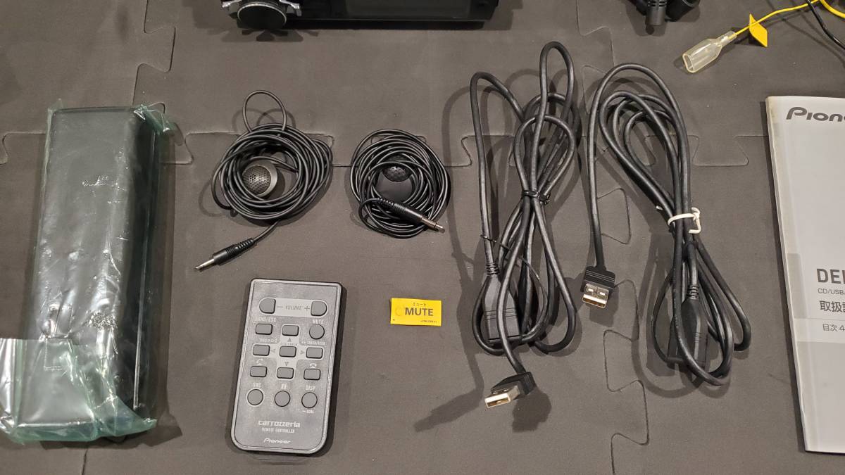 DEH-970 carrozzeria カロッツェリア 1DIN オーディオ bluetooth CD 