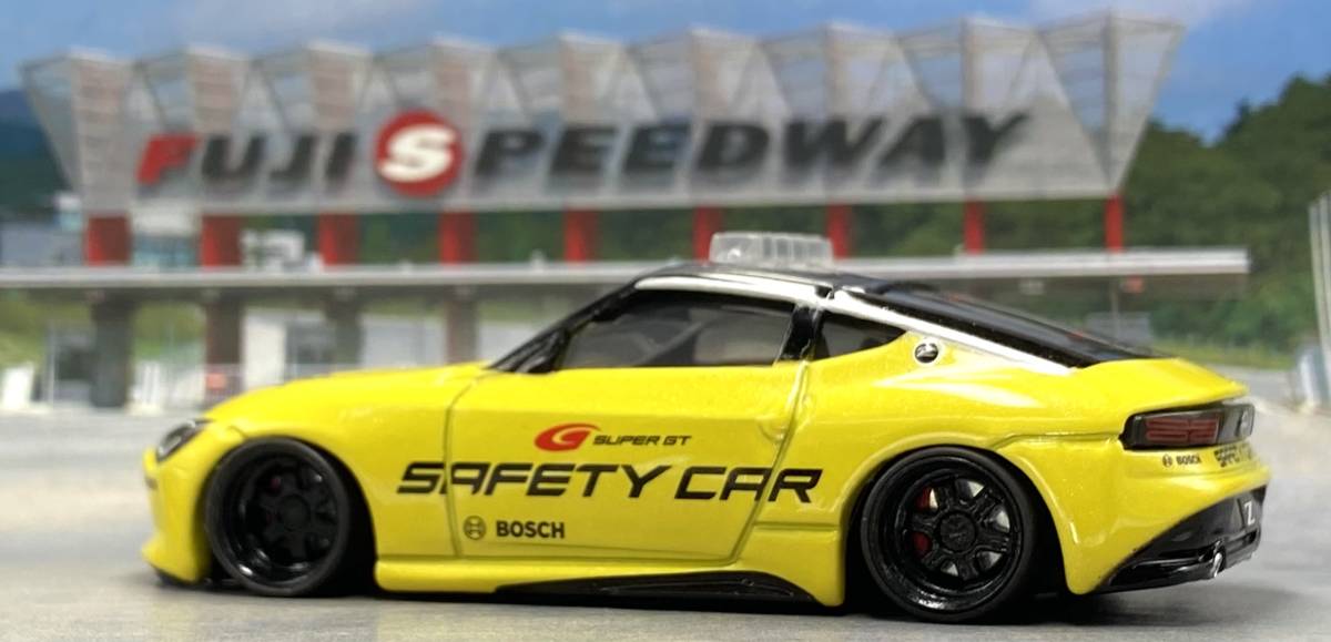 日産☆フェアレディ Z セーフティーカー☆RZ34☆アルミ☆RAYS☆深リム 