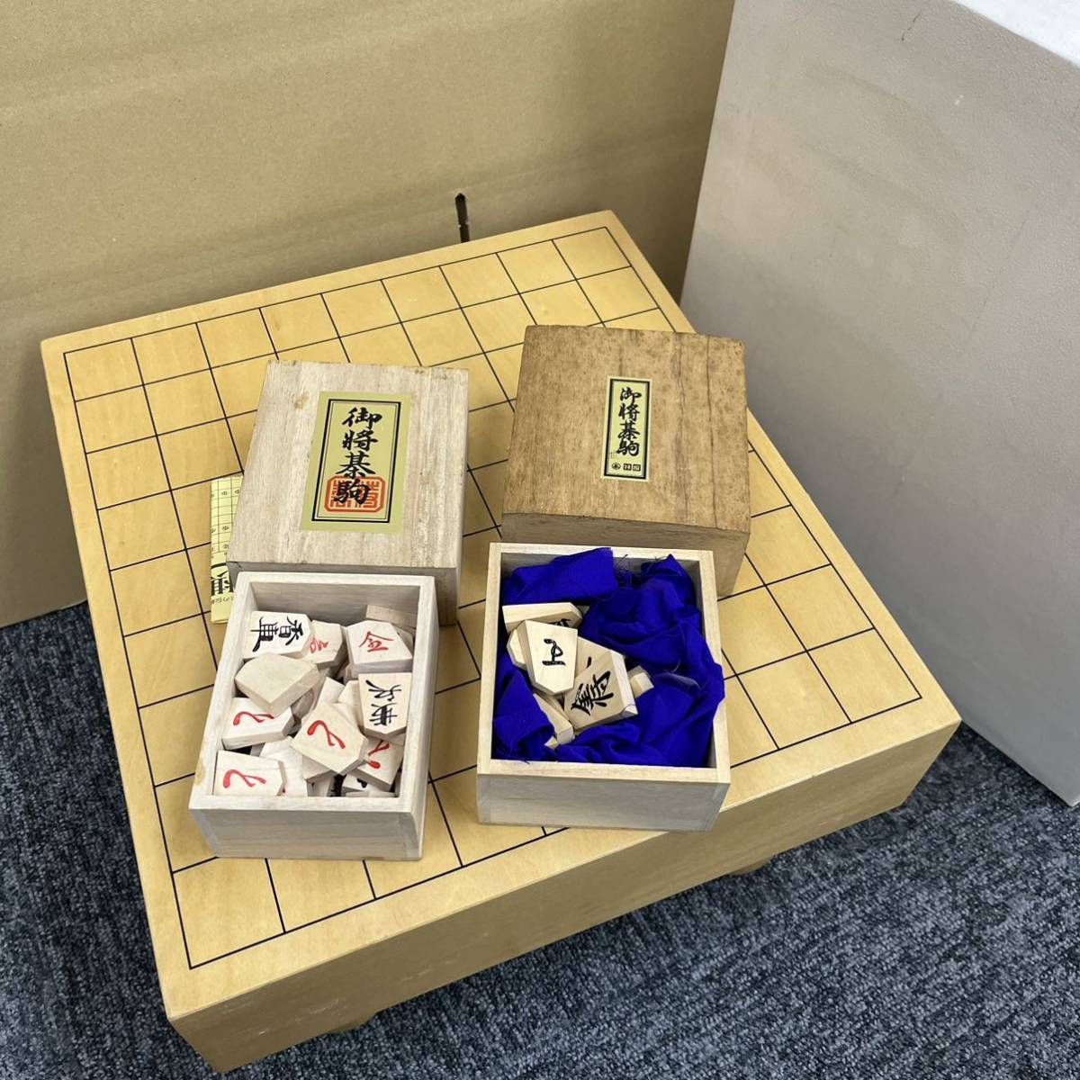 212.◎まとめ売り◎将棋盤 将棋駒 2点 将棋セット 木製 ボードゲーム【93360】