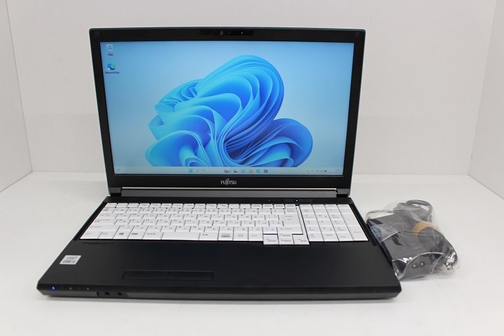 LIFEBOOK A5510/FX 第10世代 Core i3 10110U /8GB/新品SSD240GB/15.6インチ HD /Wi-Fi/USB3.0/webカメラ/Windows11 Pro☆