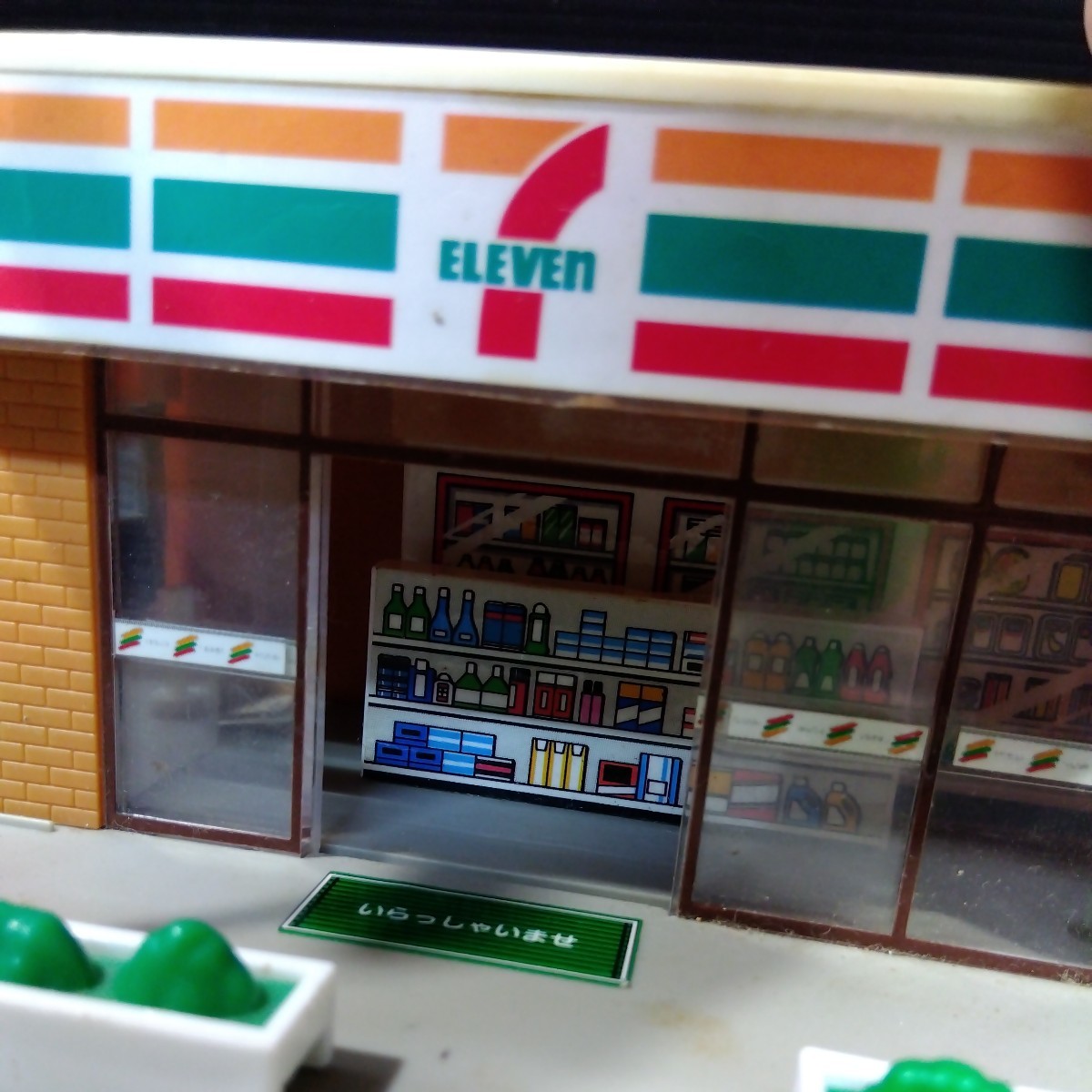 ◇トミカタウン◇ セブンイレブン 青TOMYロゴ 箱無 人形付 プラキッズ 