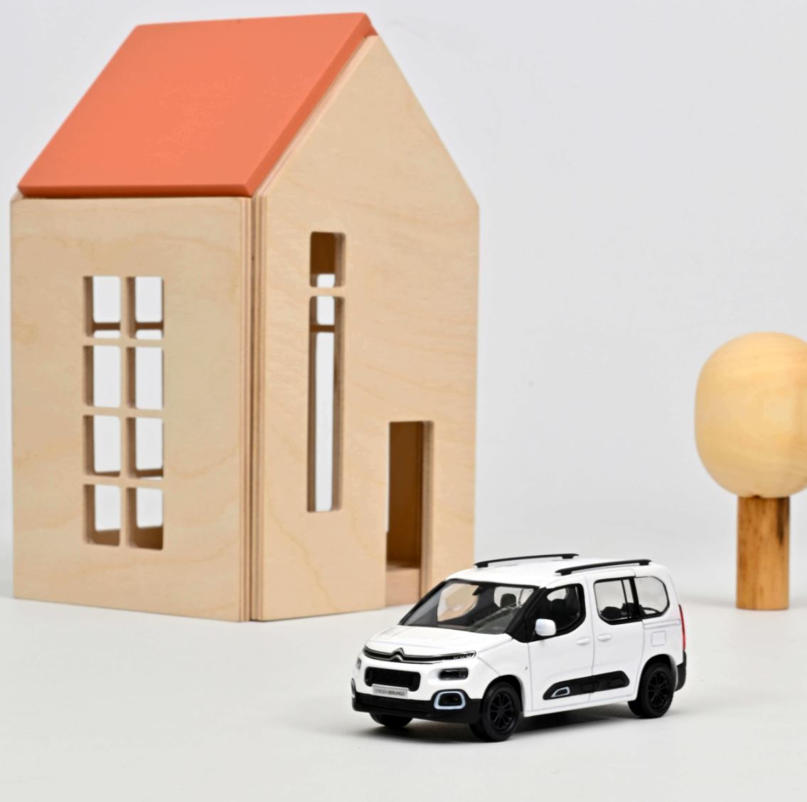 ノレブ 1/43 シトロエン ベルランゴ 2020 ホワイト Citroen Berlingo