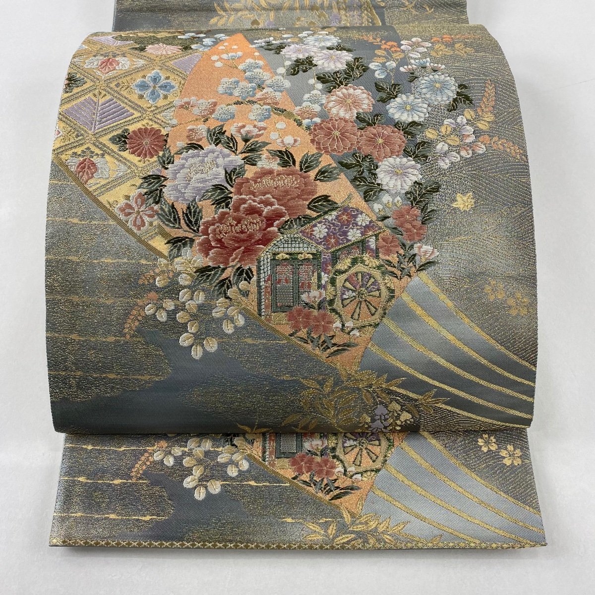 袋帯 美品 秀品 桃山扇面文 花扇 御所車 金糸 唐織 灰色 六通 正絹 【中古】