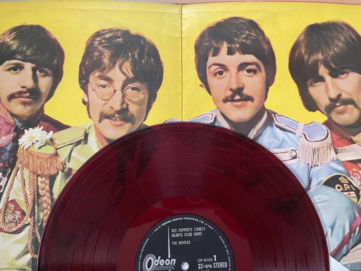 国内 赤盤 Odeon「Sgt. Pepper's ・・」THE BEATLES 東芝音工 ジョンレノン ポールマッカートニー ジョージハリソン リンゴスター