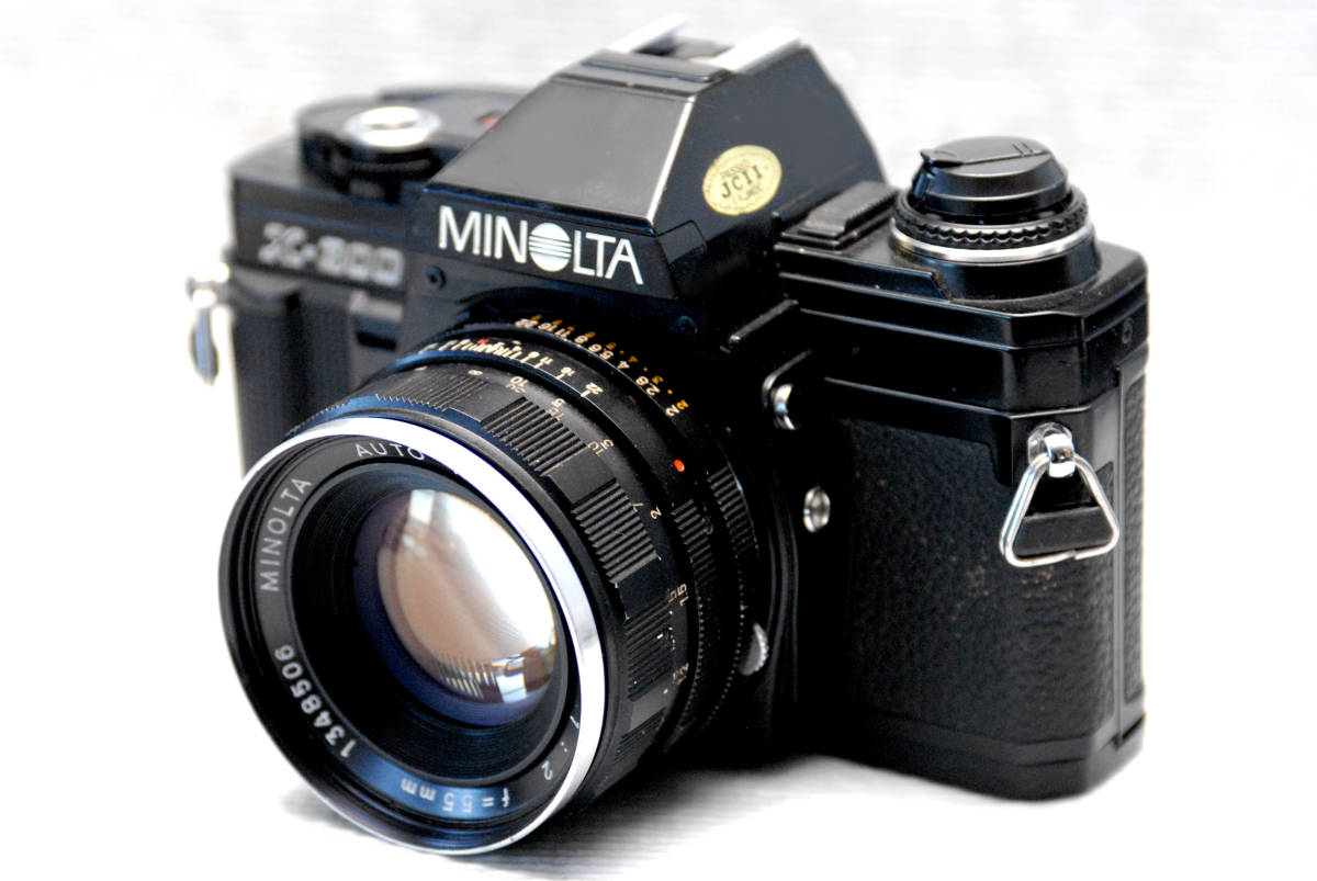 MINOLTA ミノルタ 昔の高級一眼レフカメラ X-300ボディ + 純正55mm単焦点