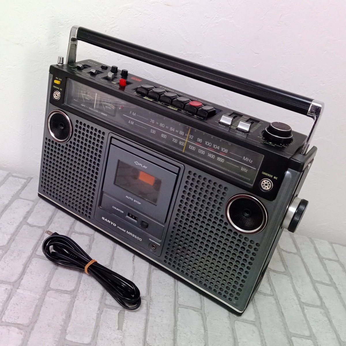 動作確認済み】☆サンヨー☆SANYO☆FM/AMラジオステレオカセット