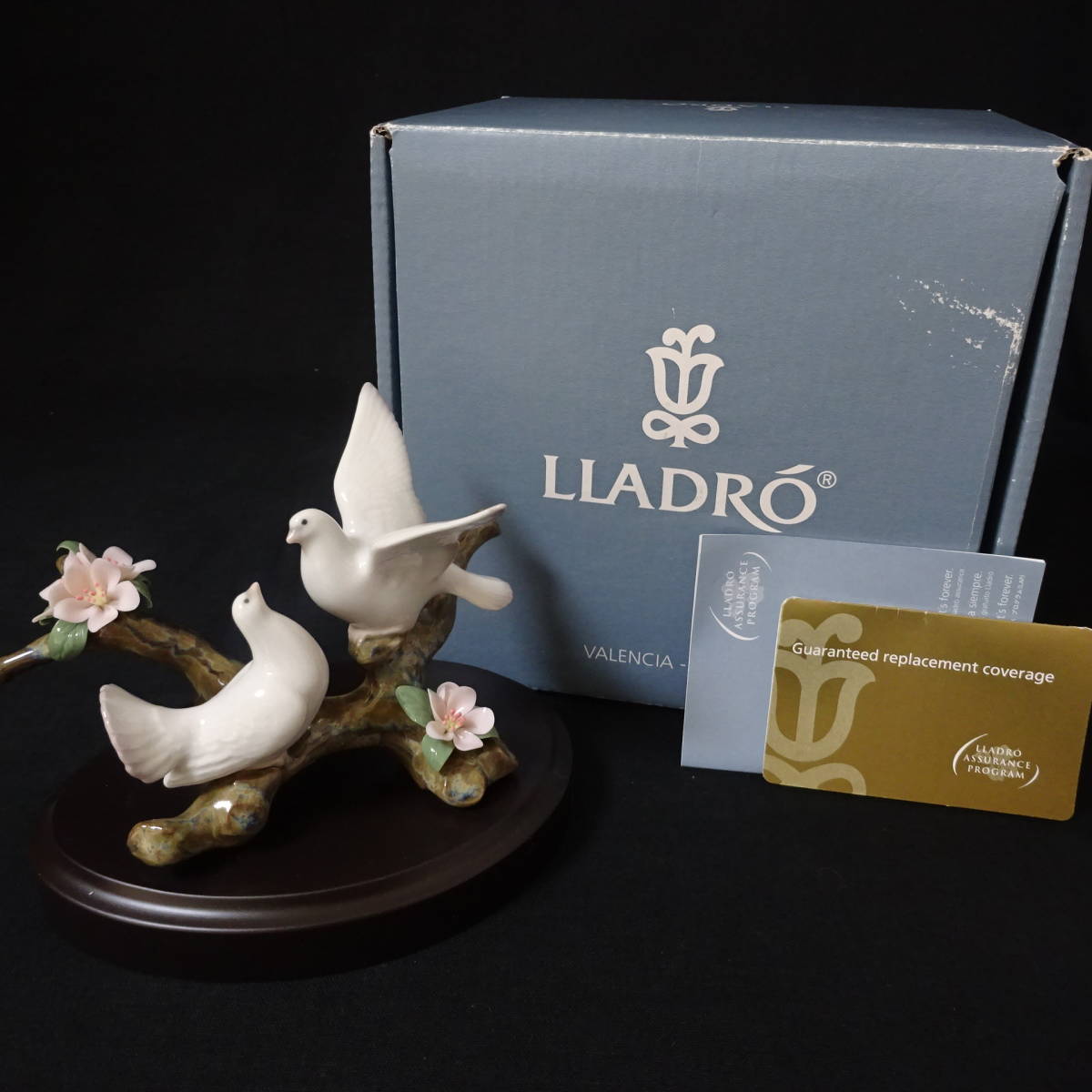 2202152/102/mrrz】箱付き LLADRO リヤドロ 8422/桜の唄 鳥 フィギュ