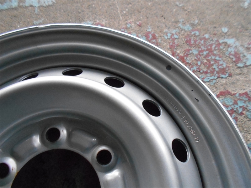 カムロード 純正 +30 ６ 新車外し！ カムロード純正タイヤホイールセット新車外し品 【美品】トヨタ カムロード 純正 15インチ 5J +30 PCD139.7 6H スタッドレスタイヤ用に☆福岡発 店頭交換もOK