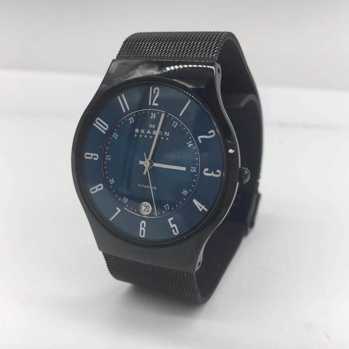 SKAGEN スカーゲン 腕時計 T233XLTMN ブルー系 文字盤 カレンダー チタニウム ブラック メンズ ブルー クオーツ 電池交換済 動作確認済
