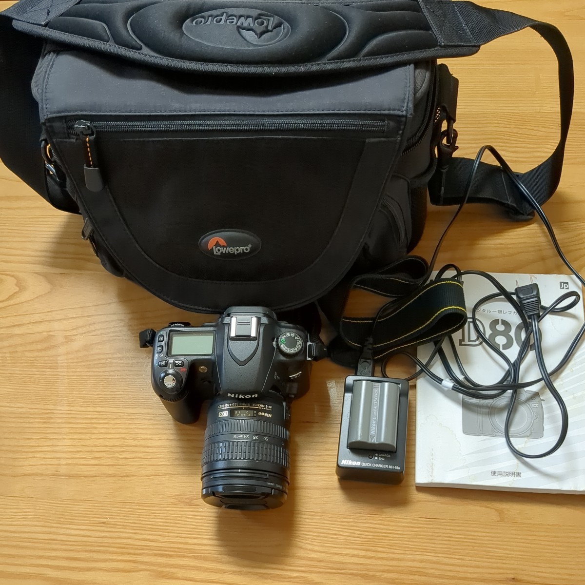 NIKON　D80　レンズキット　ケース付き　動作確認済み