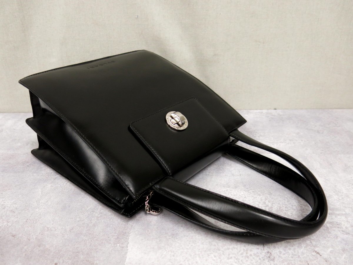 ○超美品○BVLGARI ブルガリ○ロゴ型押し○ターンロック○カーフ 