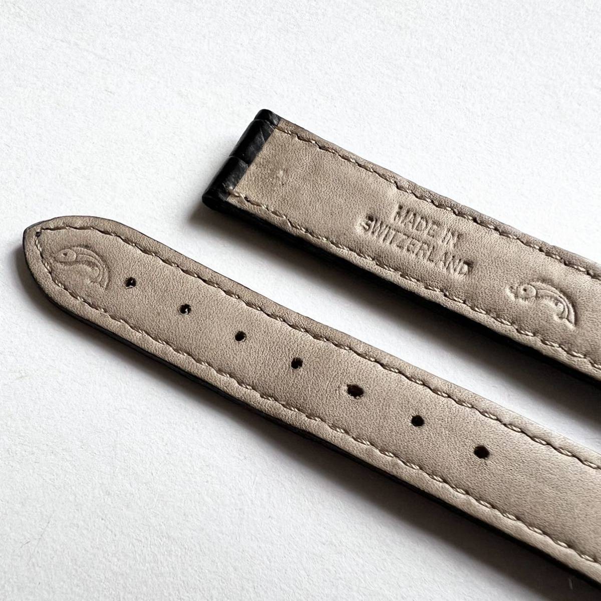 未使用 15mm カルティエ レザーベルト 革ベルト 純正 スイス製 ワニ革