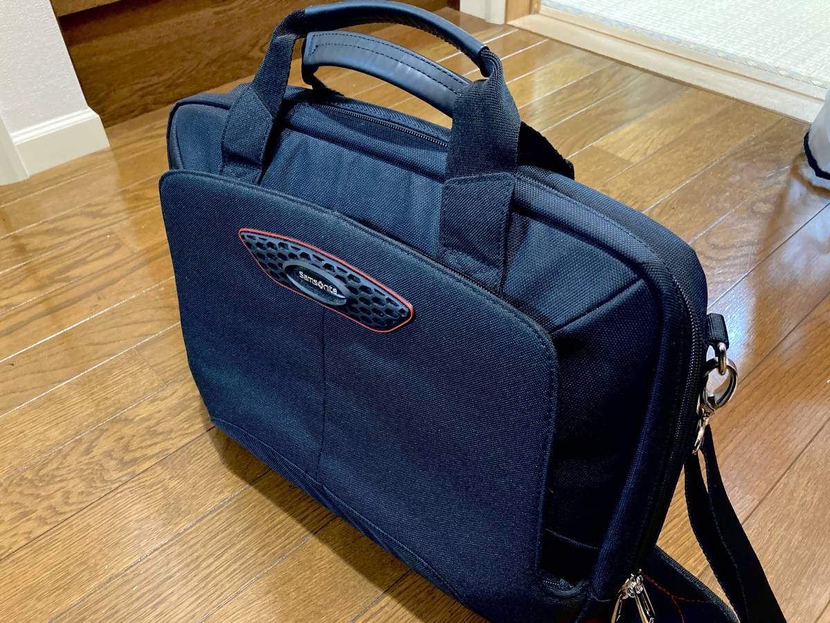 ☆★　美品 Samsonite　サムソナイトのビジネスバック　お安く！　☆★