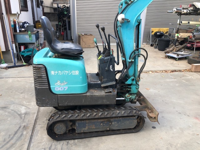 コベルコSK007-5　キャタビラ新品　仕上げ無　