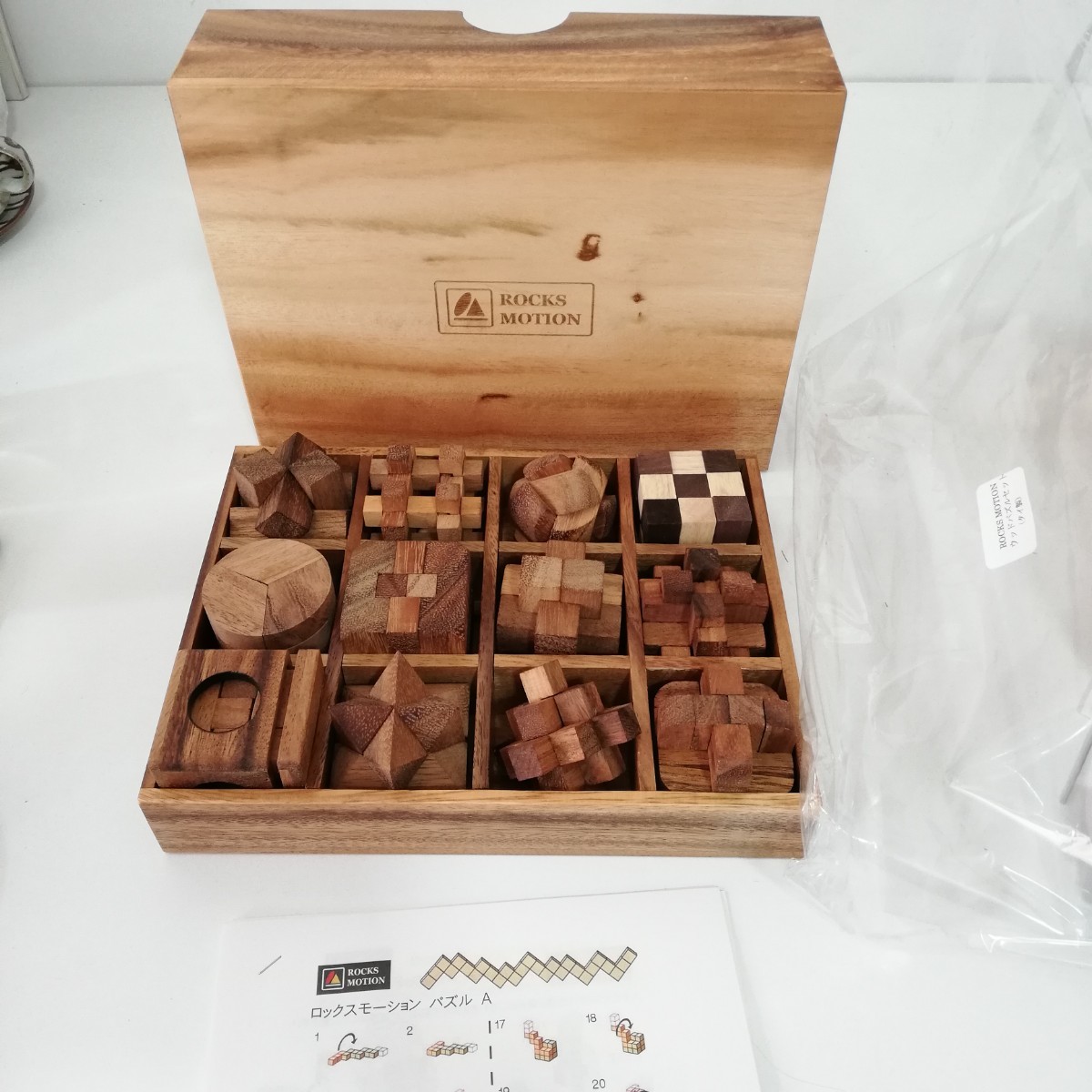 ROCKS MOTION Wood Puzzle（ロックスモーション) 12個セット 未使用品
