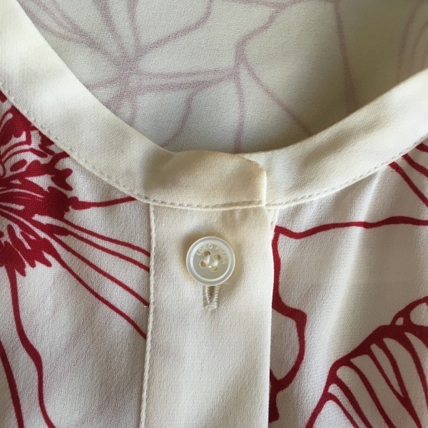 ロロピアーナ Loro Piana チュニック サイズ44 L - 白×レッド