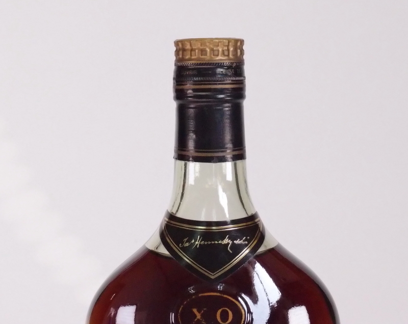 ヘネシー 未開栓 Hennessy コニャック XO 700ml COGNAC 金キャップ X.O