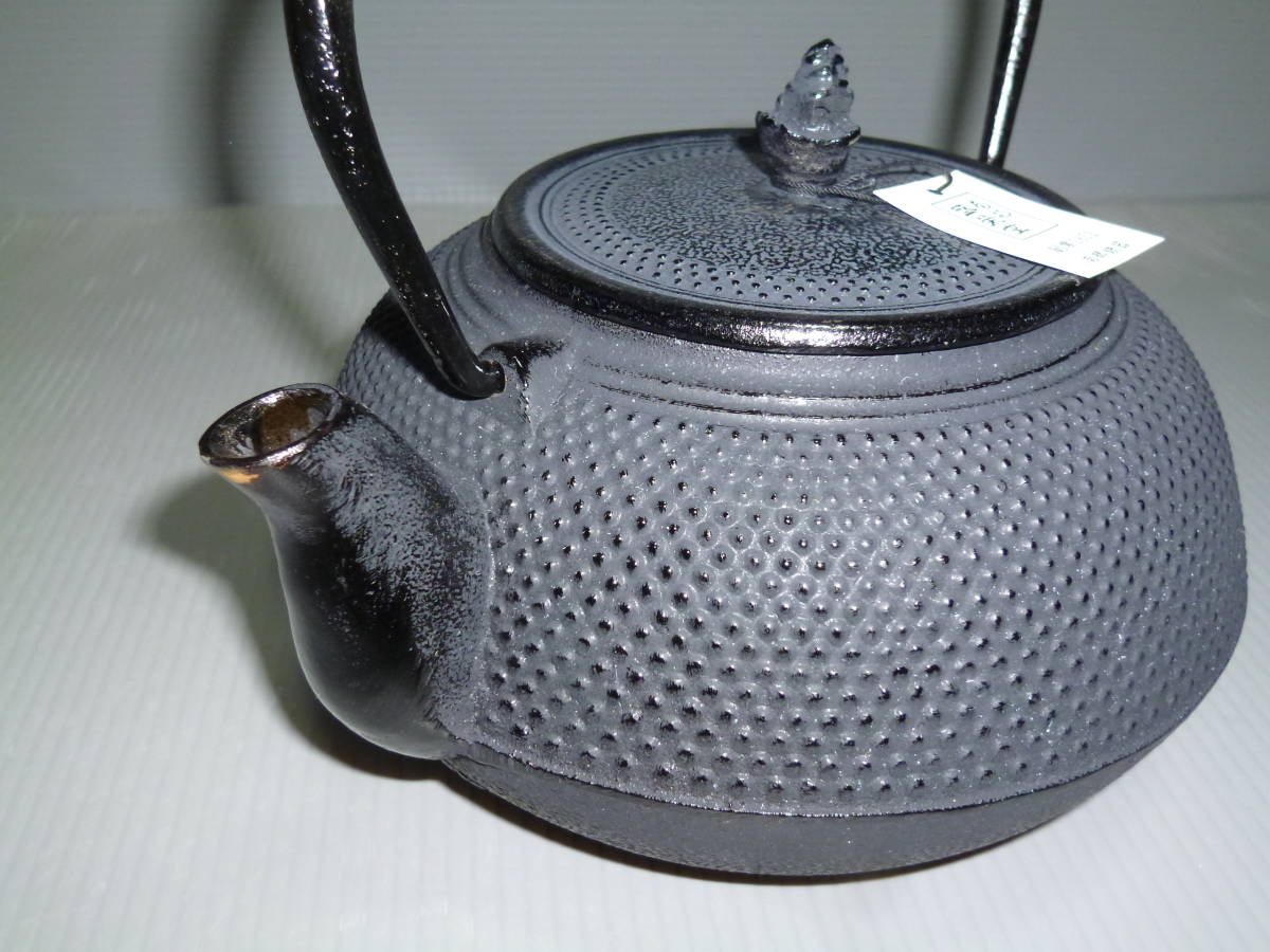 南部鉄瓶 急須 南部鉄器 新品盛栄堂 みちのくアラレ模様 南部鉄器
