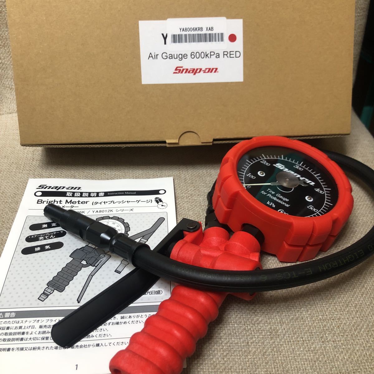 新品 新型 スナップオン タイヤエアーゲージ Snap-on レッド YA8006K 