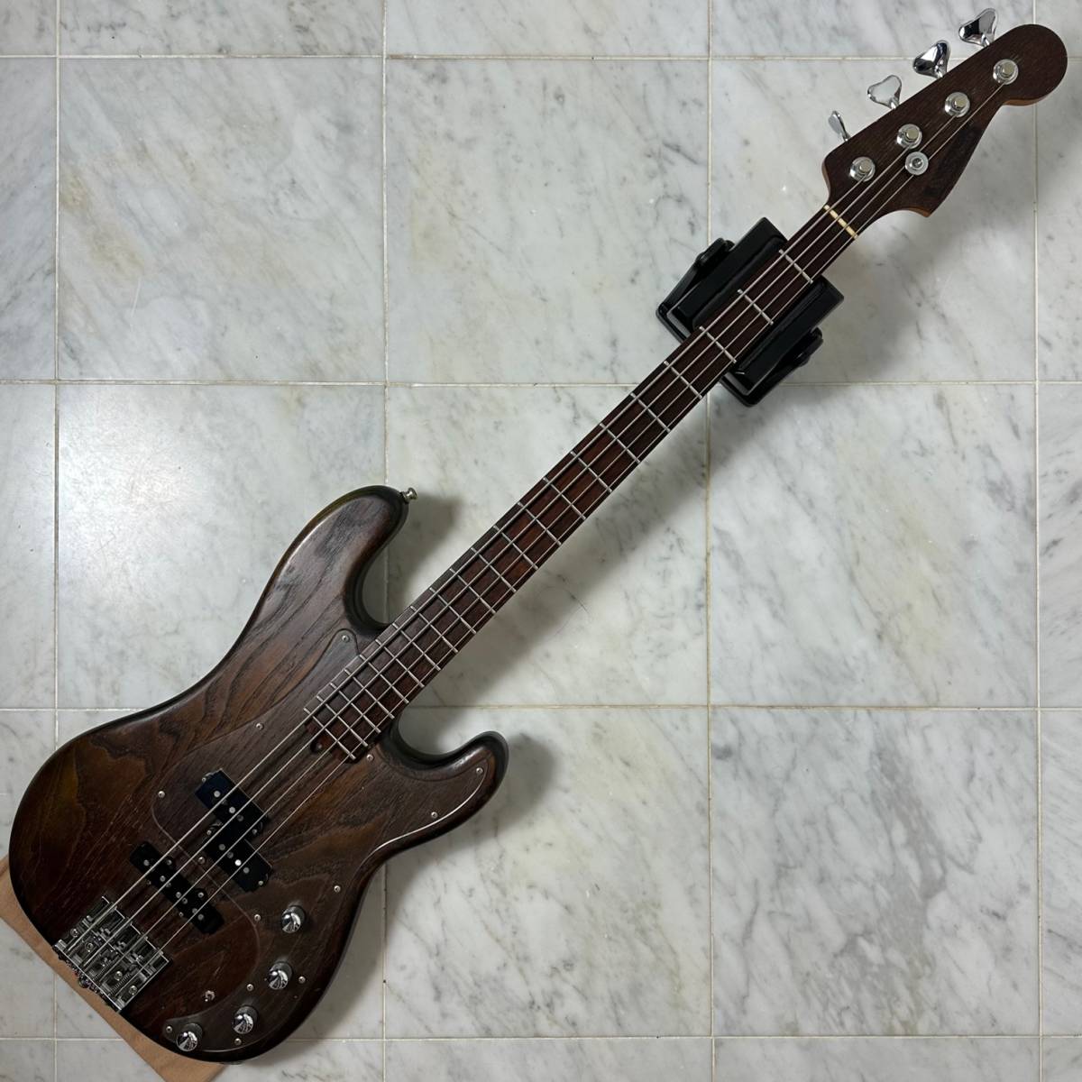 Momose Custom Craft Guitars エレキベース　アクティブ 希少 オーダー品 momose モモセ Custom Craft Guitars エレキベース