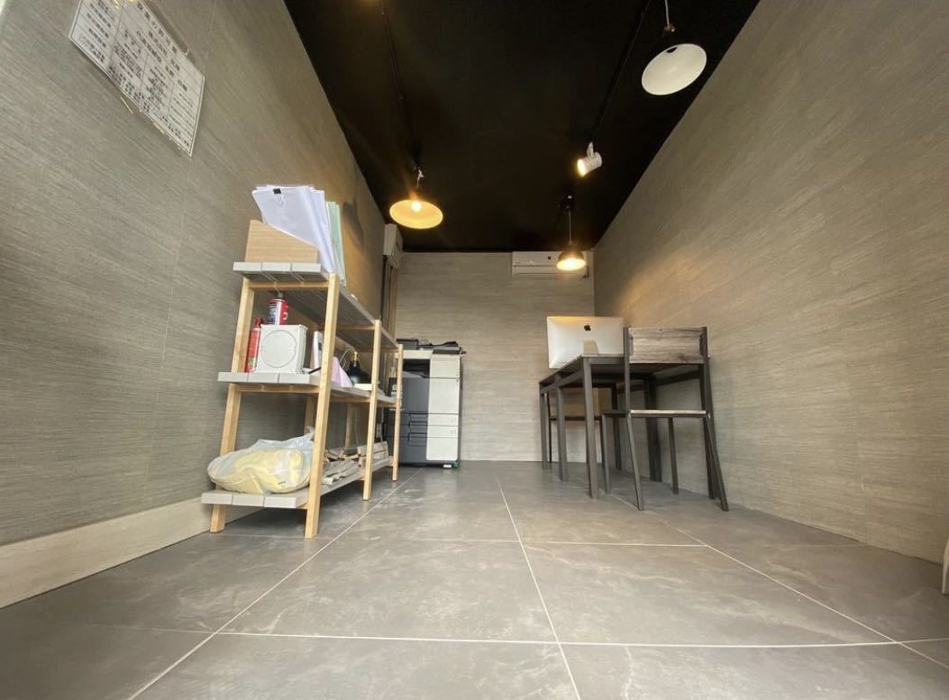 20ftコンテナ　プレハブ事務所 _2