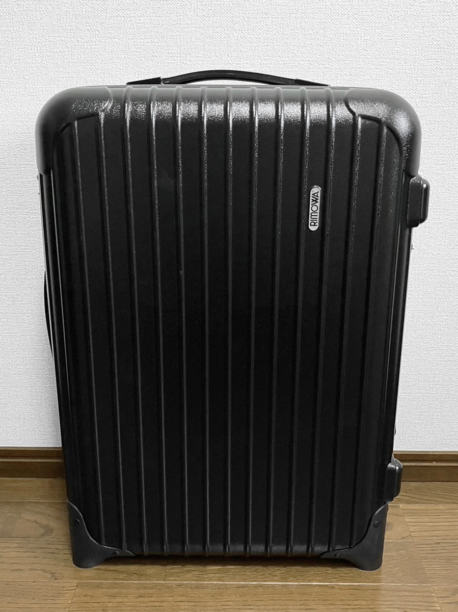 リモワ クラシックフライト 機内持込2輪35L 吊るせる
