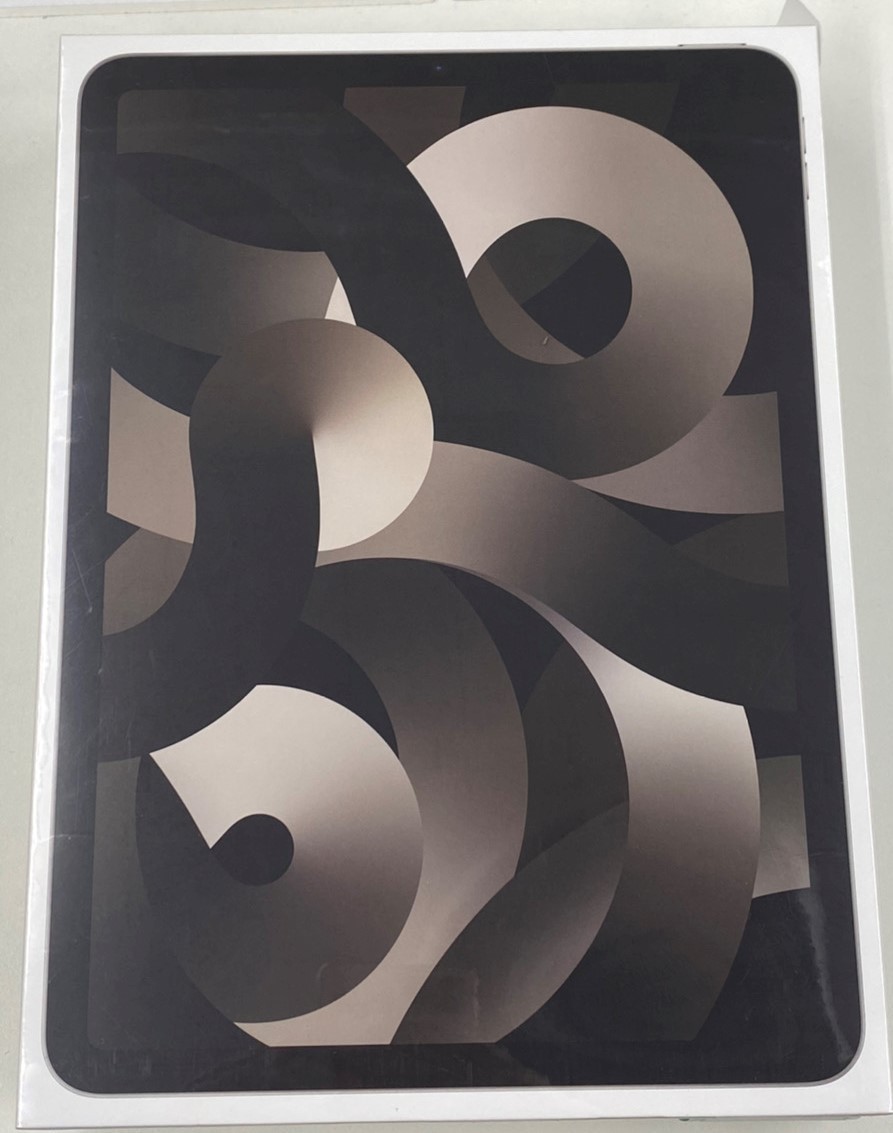 【新品 未開封】iPad Air 第5世代　256GB　Wi-Fiモデル　スターライト　MM9P3J/A