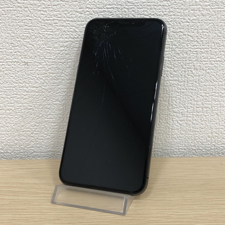 iPhone XS 64GB ジャンク（ガラス割れ）スペースグレイ MTAW2J/A