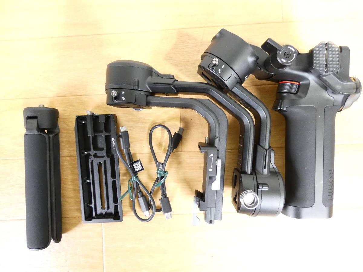 DJI RSC2 ジンバル スタビライザー カメラ用品 ※通電OK 現状渡し＠80 