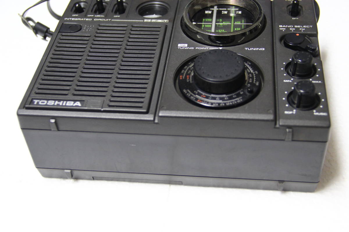 TOSHIBA 東芝 アンティークラジオ TRY X1600 ICラジオ FM/SW/MW 3