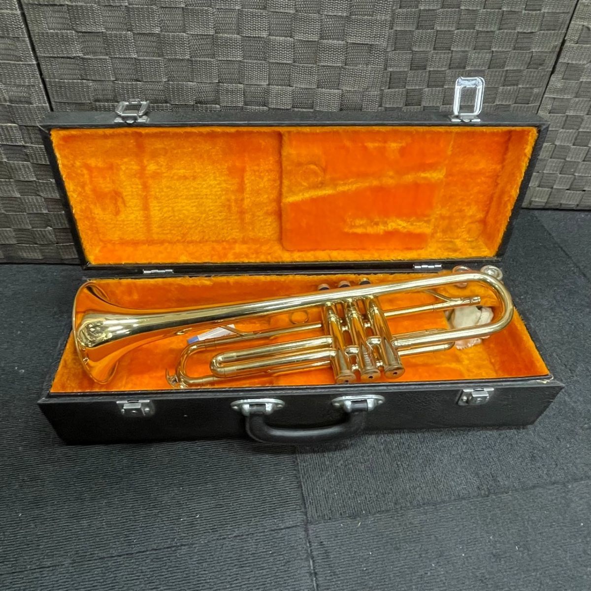 H835-K44-2779 HUTTEL ヒュッテル Cleve land 73883 トランペット