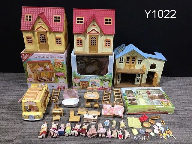 Y1022M シルバニアファミリー 人形 家具 お家 ハウス 小物 動物 赤ちゃん ようちえんバス はじめての家具セット まとめ