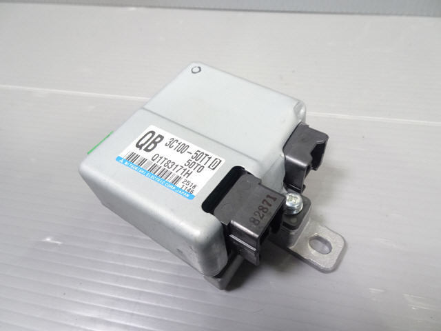 NV100クリッパーリオ 3BA-DR17W パワステ コンピューター P/S 3C100-50T10 5型 R06AT 5962km エブリィ DA17W 1kurudepa